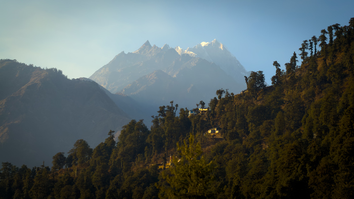 ������� Khatang 6853� � Numberchuli 6959�