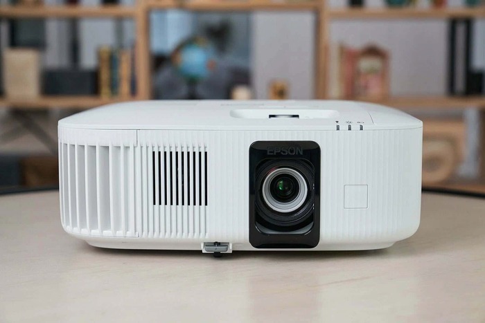 Рейтинг лучших проекторов для дома 2026: ТОП-24 модели от 15 000 до 600 000 рублей