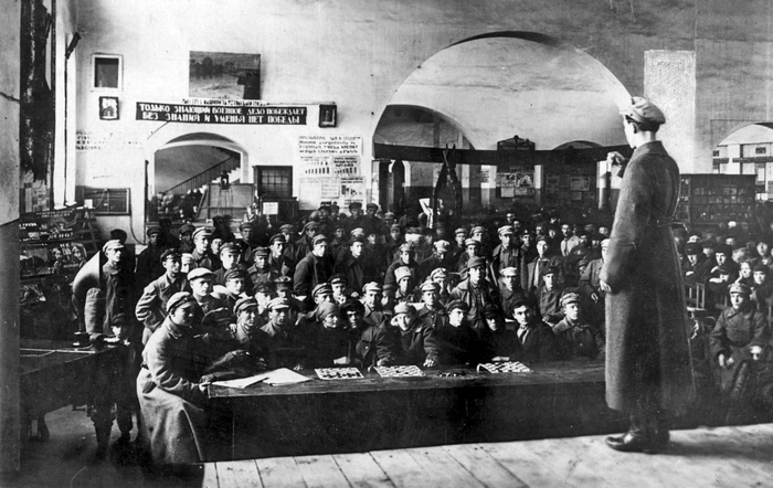 Два месяца работы клуба „Металлист“