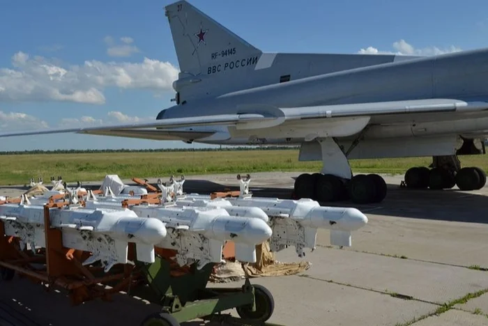 Элегантный и грозный Ту-22М3 в фотографиях⁠⁠