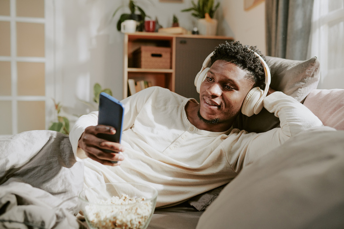 Цифровые привычки, которые крадут у тебя 3 часа в день, и как их выключить