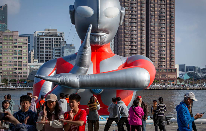 ���������� �������� ������ ���������� � ������� �� ��� �������//����: Zuma/����