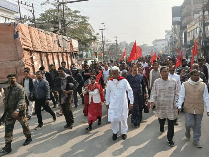 � ����� 300 ��� ������� ����� �� ���������� ������ ������ � ���