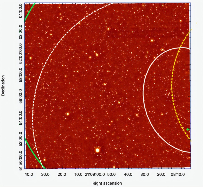 ���� Ks-������� CAHA ������ LHAASO J2108+5157 � ��������� Fermi-LAT (���.), HAWC (���.) � LHAASO (�������). �����������-�������� � ������ �������, ����������� � VHE/UHE-���������.