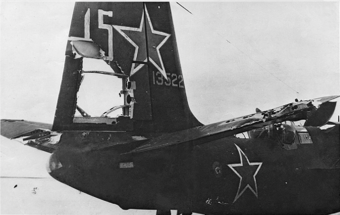 �������� ���������� ����� ��������������� A-20B �� ������� 3-� ���������� 8-�� ���� ����� �����������