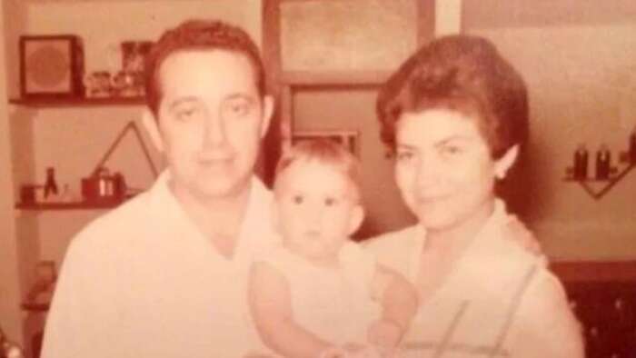 ����� �������� ������ � � �������� �������� �� �������.