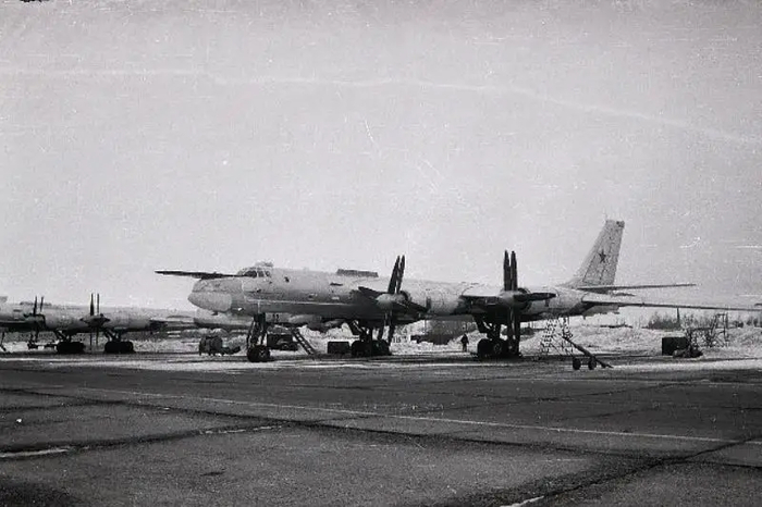 Аэродром. Семипалатинск-2