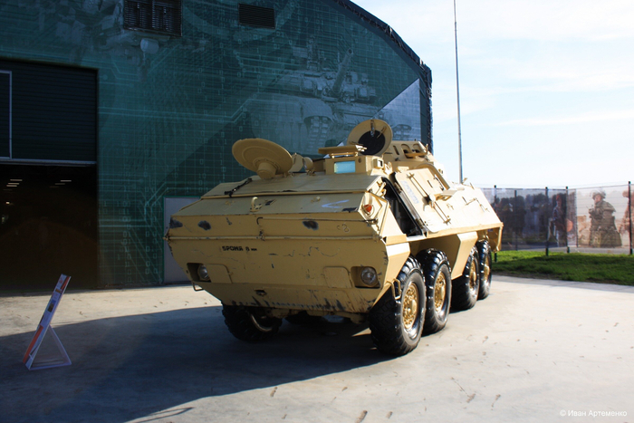 OT-64A �� �������� ������� �� ����� � ���������