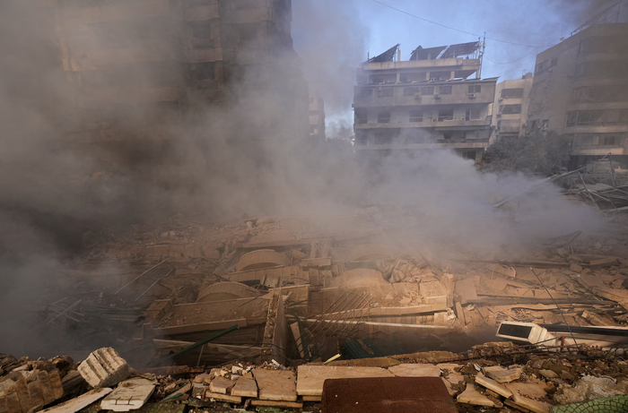 ������, �����. site of an Israeli strike on Beirut's southern suburbs, March 3