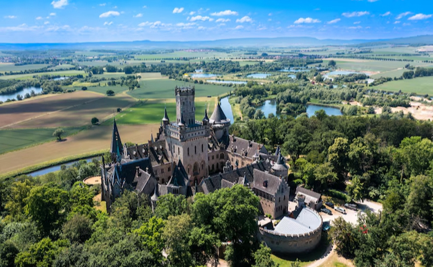 «Нойшванштайн Северной Германии», как его называют в путеводителях.