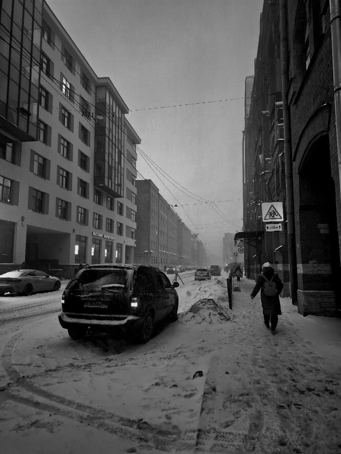 ��. �������