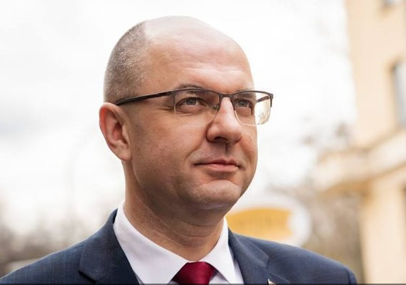 Белорусского министра задержали за взятку