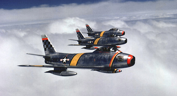 F-86 Sabre � ���� ��� ������