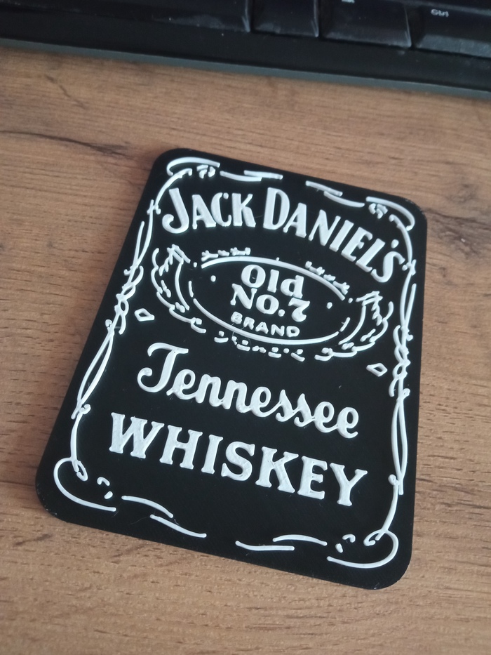 А вот уменьшенная версия не смогла пропечатать тонкие линии