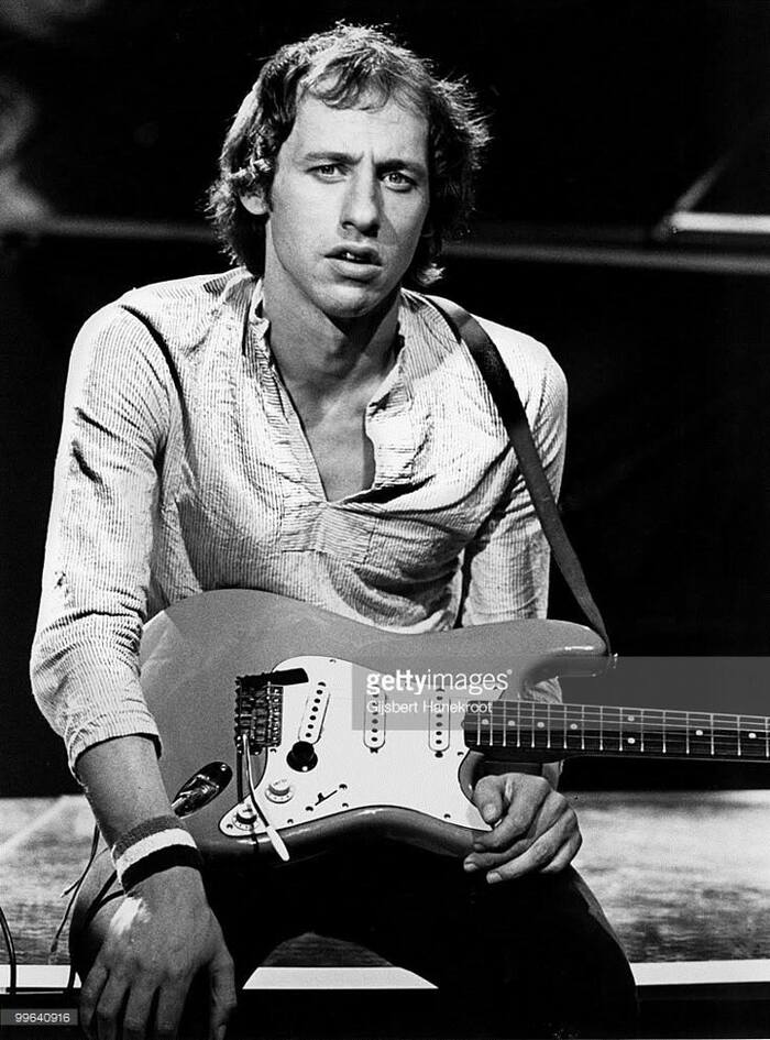 MARK KNOPFLER � ���������� ������ *Two Pairs Of Hands* �� ������� "One Deep River" 2024 ���� ROCK/CLASSIC ROCK/BLUES ROCK �������