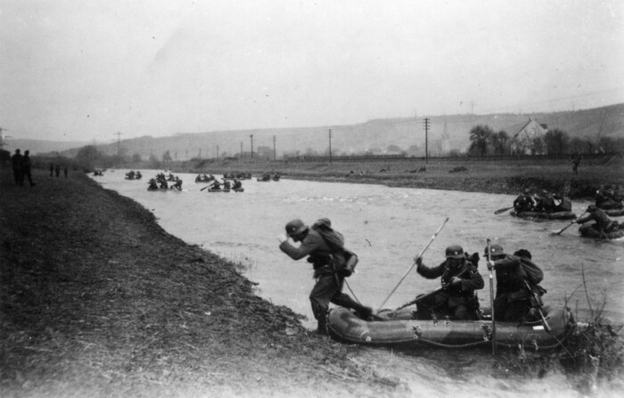 ������� ��������� ����. ������� 1940 ���