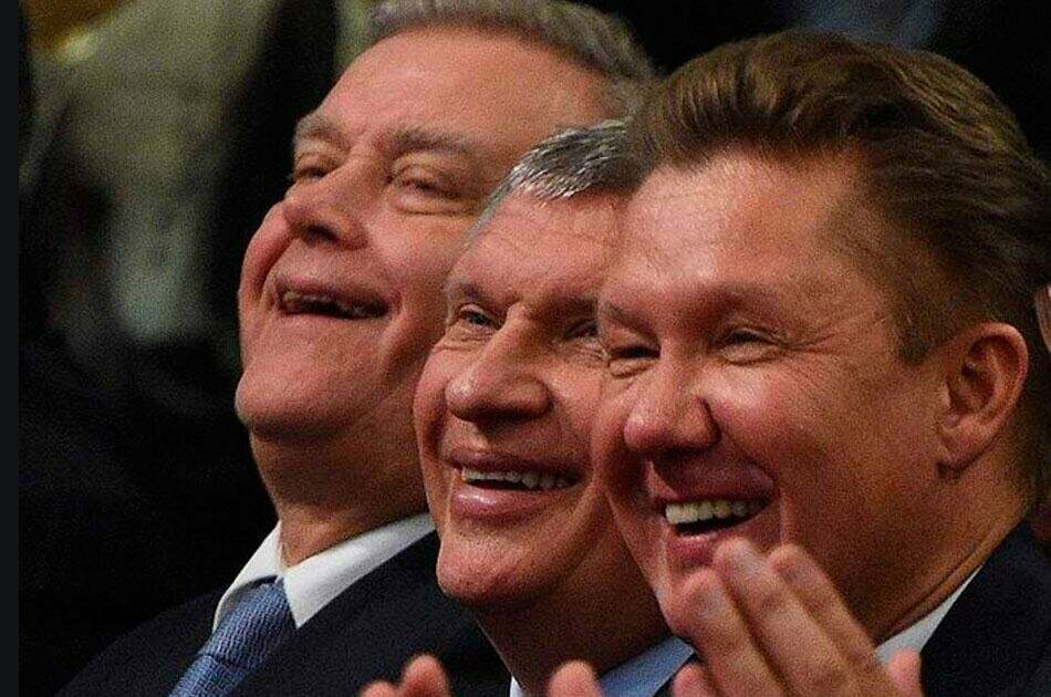 Reply to the post How fucking tired I am of you!!! When are you going to get drunk?!! - My, Reply to post, Hardened, Humor, A wave of posts, Politics, Mat