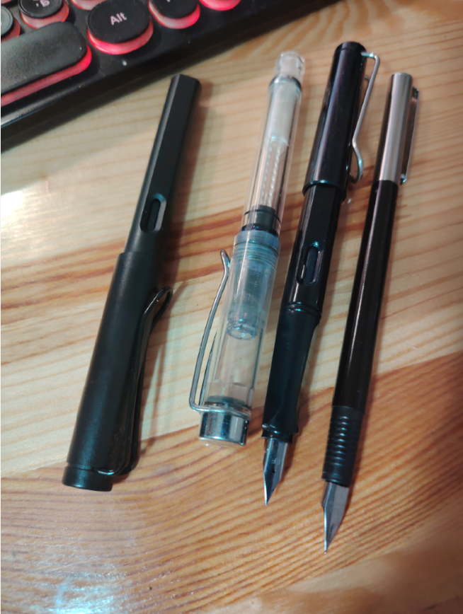 ���� ��� ����������� ��������� �������, ����� Lamy ������ �� ������ �� ���, �� � � ������������. �� ���� ��� ����� ��� ����� ���������.