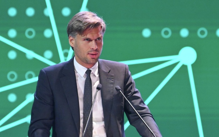 ���������� ������������ ���������� MAX �������� ���� � �������. ��� ���������� ����� ������ ���������!