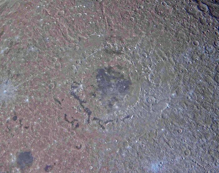 ��� ������� ����������� ������� ���� ��������� (Mare Orientale)