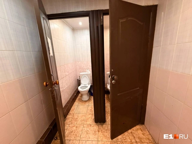 � ������� ����� ��� ������� ��������: ����� ��������� / <!--noindex--><a href="https://pikabu.ru/story/tyi_russkaya_chto_li_chto_tvoritsya_v_nochnom_klube_v_glushi_ekaterinburga_kotoryim_zapravlyayut_tataryi_13889750?u=http%3A%2F%2FE1.RU&t=E1.RU&h=d14cb2f4849bc246a517d6332b909846dc263a36" title="http://E1.RU" target="_blank" rel="nofollow noopener">E1.RU</a><!--/noindex-->