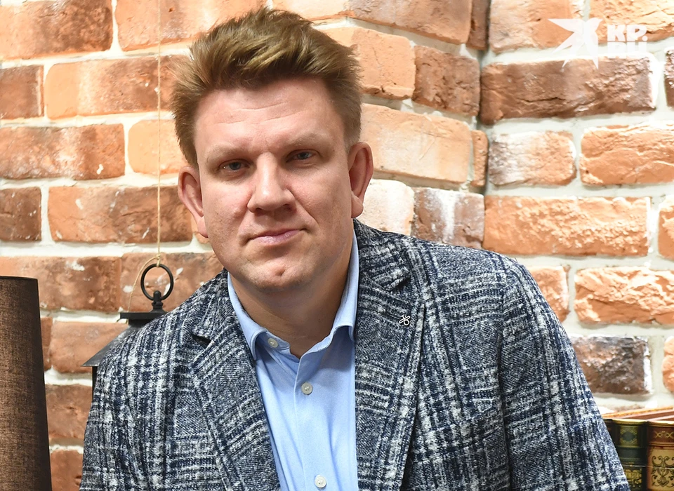 The Ice Has Broken: War Correspondent Kubatyan on the Arrest of Eskmo's CEO in the LGBT* Propaganda Case - Series Articles from the web, Politics, Eksmo, Publisher, Interrogation, Consequence, Russian literature, Special operation, Homeland, Books, Longpost