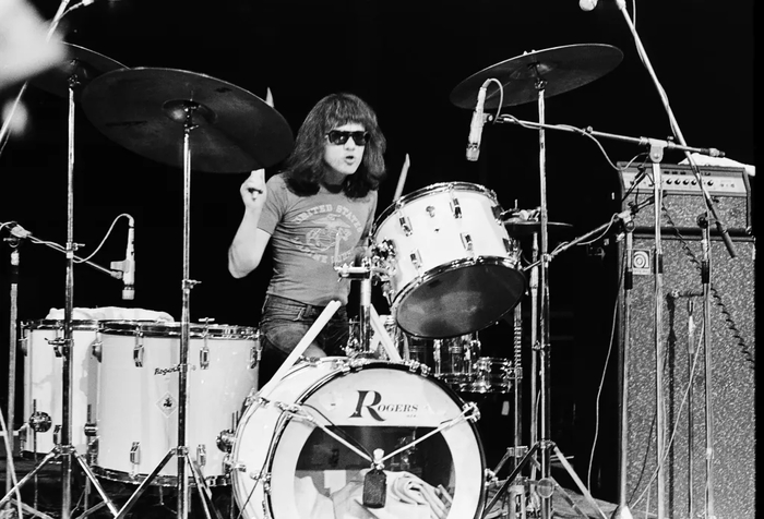 ����� �����. ������� � The Roundhouse. ������, 4 ���� 1976.