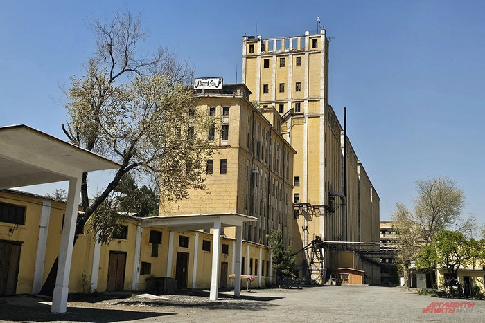 ������������� ������. ����: <a href="https://pikabu.ru/story/kupi_russkuyu_kvartiru_pozhit_v_komnate_vremen_sssr_zdes_stoit_120_000_13942221?u=https%3A%2F%2Faif.ru%2F&t=%D0%90%D0%B8%D0%A4&h=f5982b8f2d6f8c417b8f18af99b707f0561b0035" title="https://aif.ru/" target="_blank" rel="nofollow noopener">���</a>/ ������� �����