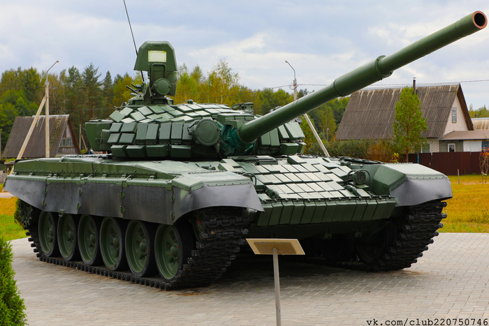 �-72�1