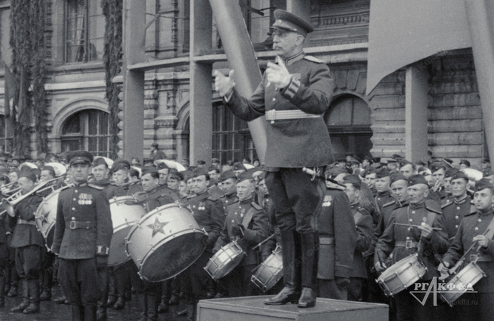 Ко Дню Победы. Марши Чернецкого. «Слава Родине»