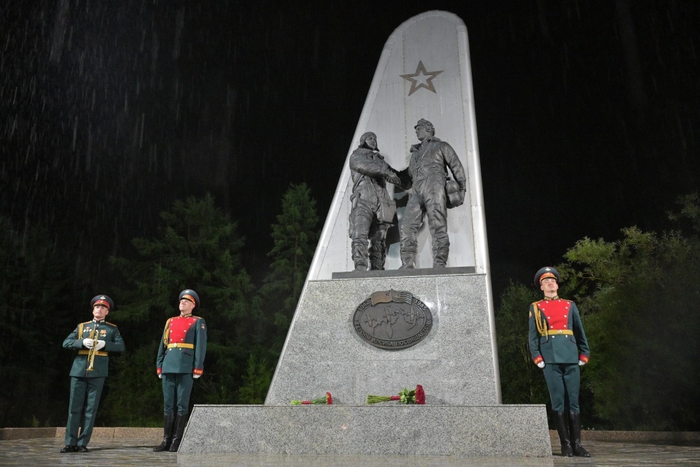 ����: <a href="https://pikabu.ru/story/mesta_slavyi_i_muzhestva_putevoditel_aif_po_memorialnyim_pamyatnikam_vov_13957545?u=http%3A%2F%2Fria.ru%2F&t=%D0%A0%D0%98%D0%90%20%D0%9D%D0%BE%D0%B2%D0%BE%D1%81%D1%82%D0%B8&h=95cfc105819a6bbe784e4ead6d4e493da37403f0" title="http://ria.ru/" target="_blank" rel="nofollow noopener">��� �������</a>/ ������� ����������