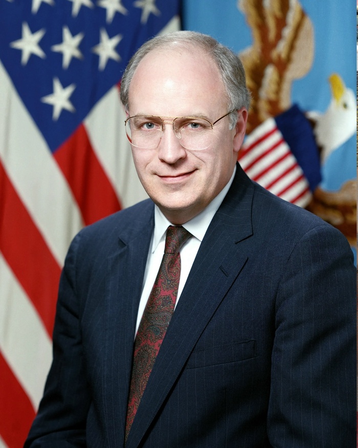 Ричард Дик Чейни, министр обороны США в 1989–1993 гг.