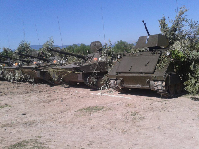������ ����� � ����� �����: ��-76� � M113 �� ������� ����������� �����.