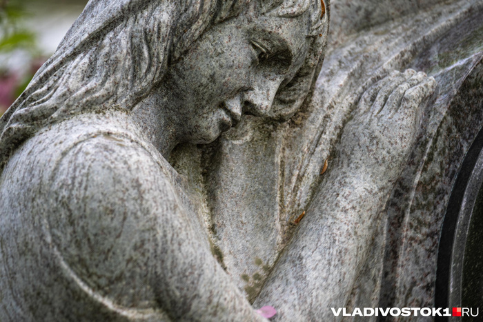 ����� ������ / <!--noindex--><a href="https://pikabu.ru/story/izyashchnaya_pechal_mramornyikh_lits_krasivyie_nadgrobiya_morskogo_kladbishcha_13990821?u=http%3A%2F%2FVLADIVOSTOK1.RU&t=VLADIVOSTOK1.RU&h=65ff03fe28c7228e4127e83457e6f4a14f0430f6" title="http://VLADIVOSTOK1.RU" target="_blank" rel="nofollow noopener">VLADIVOSTOK1.RU</a><!--/noindex-->