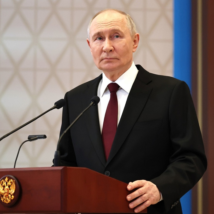 В России создают условия, чтобы многодетных семей было больше, заявил Путин