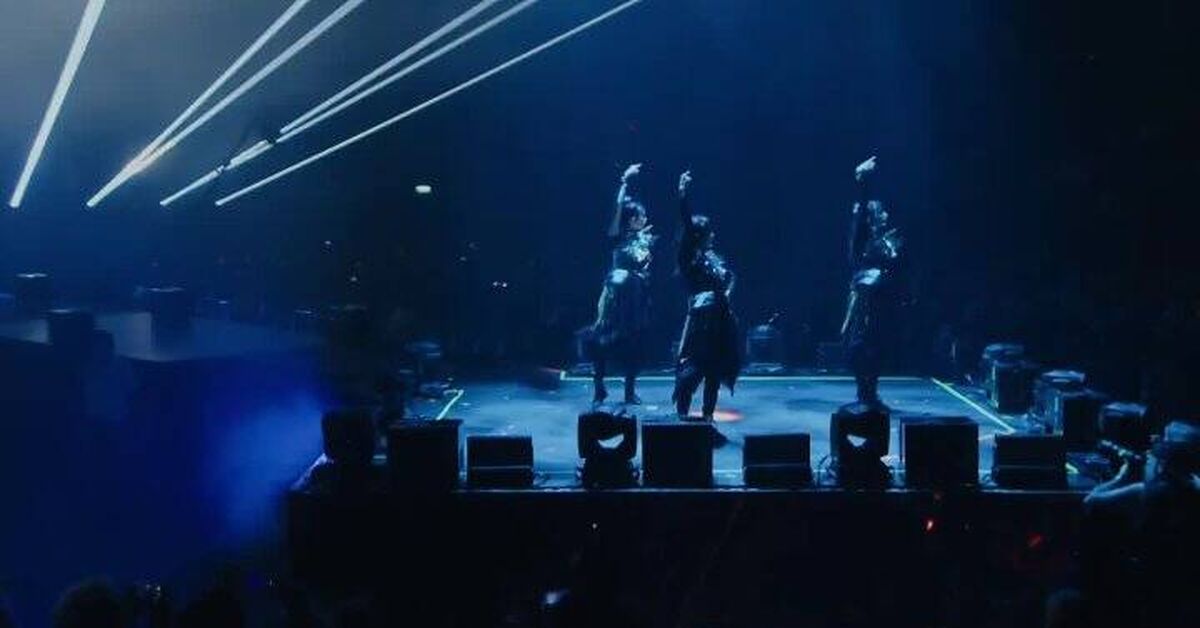Врываемся в новый день под BABYMETAL/Poppy и их From me to u (Live from the O2) - Со звуком, Смотреть со звуком, Видео вк, Babymetal, Metal, Modern Metal, j-Metal, Poppy, Pop Metal, Сцена, Видео, Музыка, Тяжелая музыка, Азиаты, Азиатка, Брюнетка, Вокал