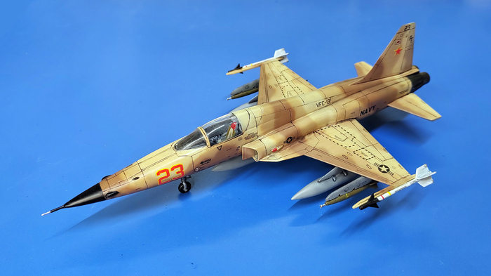 ������ �������� F-5E Tiger II. ������� 1/72. HobbyBoss.