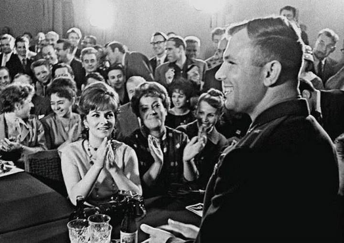 ������, 1961 ���.