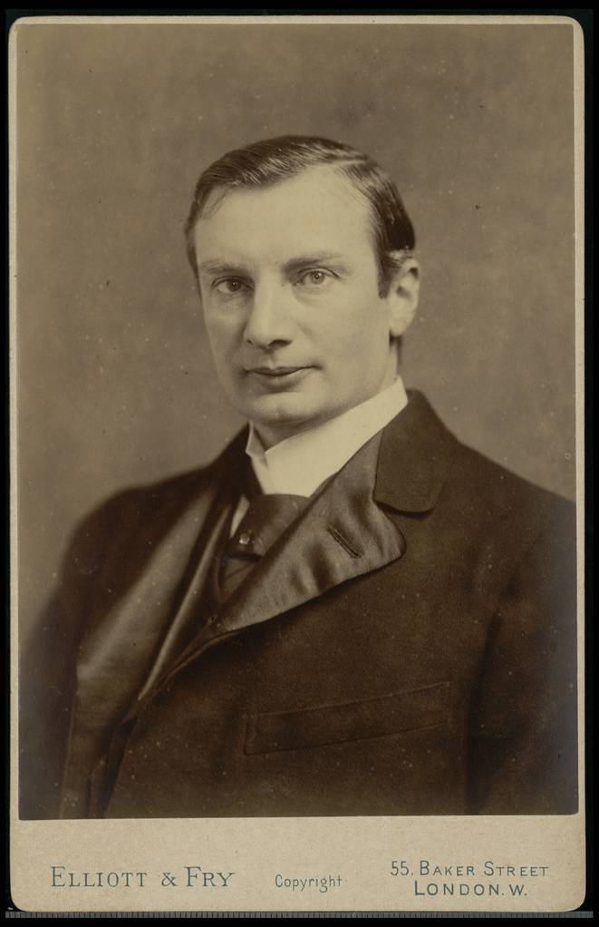 English: Picture of Waldemar Mordecai Wolff Haffkine, Date: between 1920 and 1929, Source: עברית: הספרייה הלאומית, אוסף שבדרון, English: National Library of Israel, Schwadron collection, Author: English: Elliot &amp; Fry Photo co.