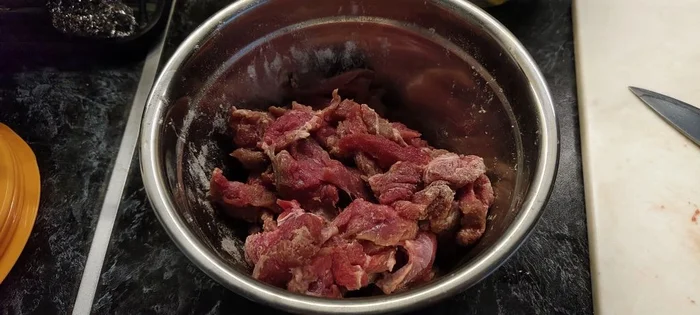 Azu Tatar style! - Series Male Homemade
, My, Recipe, Men's cooking, Dinner, Food, Azu, Yummy, Cooking, Cooking for the lazy, Rice, Meat, Meat eaters, Family, Male, Kitchen, Beef, Preparation, The photo, Mobile photography, Tableware, Longpost