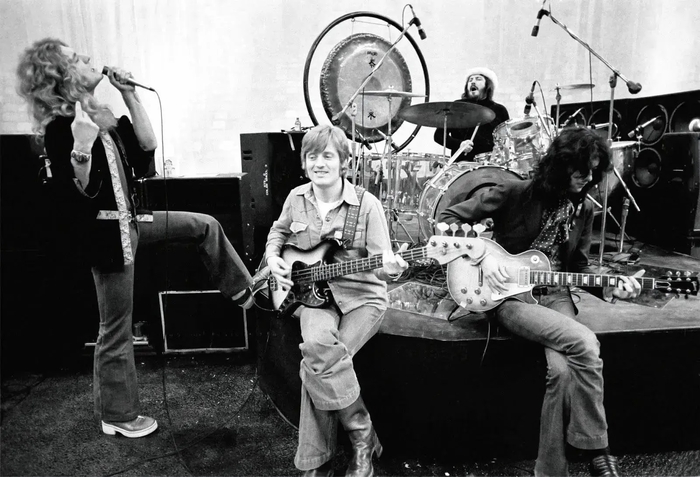 Led Zeppelin