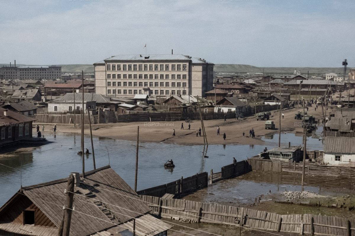Life in Soviet Yakutsk in the 1960s. 20 colorized photographs. - Series the USSR, My, Historical photo, Old photo, 20th century, The photo, Yakutsk, Yakutia, 60th, the USSR, Childhood in the USSR, Colorization, Longpost