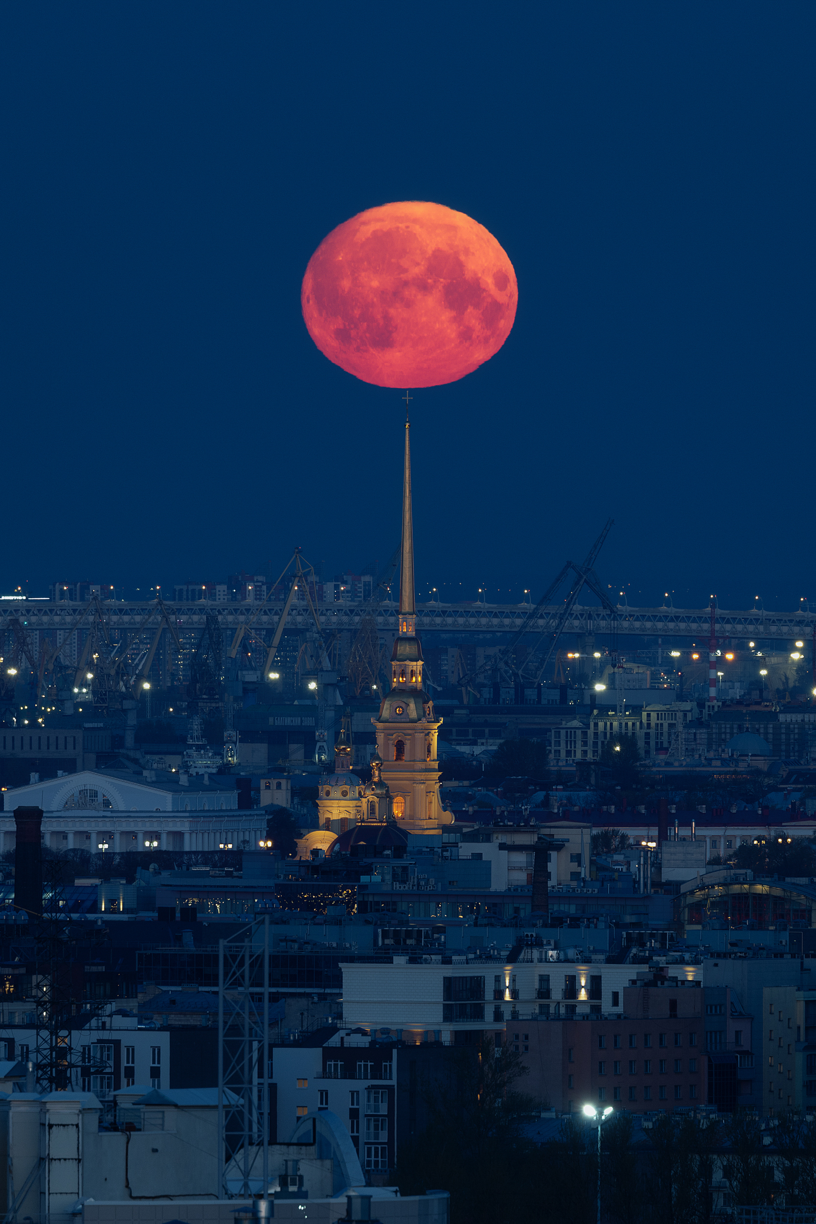 Peter and Paul Cathedral - My, The photo, Saint Petersburg, moon, Full moon, Peter and Paul Cathedral, The cathedral