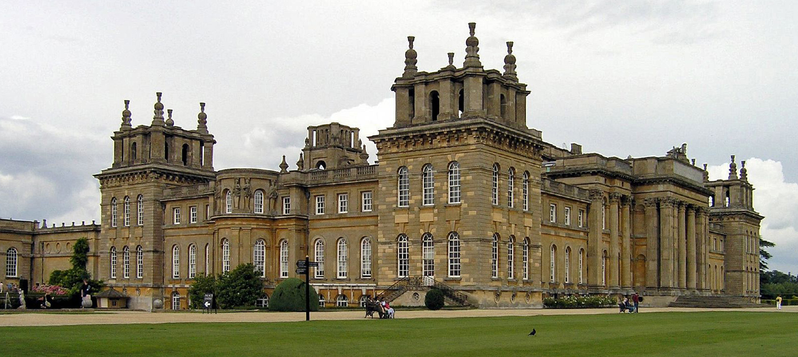 Blenheim: Fame, Scandal, and a Glass of Water - Series Castles fortresses palaces, My, Travels, Oxford, Great Britain, Castle, sights, History (science), Europe, Longpost