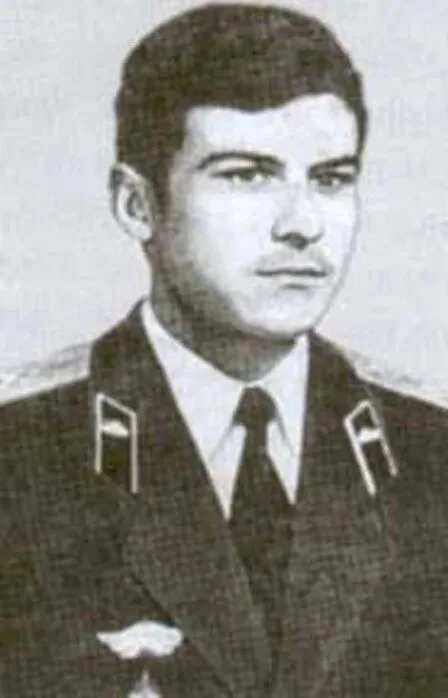 Hero of the Russian Federation Sergei Kurnosenko - Military history, Chechen wars, No rating, Tankers, Tank troops, Officers, Motorized rifle troops, North Caucasus, 90th, Army, Captain, History (science), Military establishment, История России, 20th century, Hero of Russia, Personality, Heroism, Suvorovtsy, Longpost