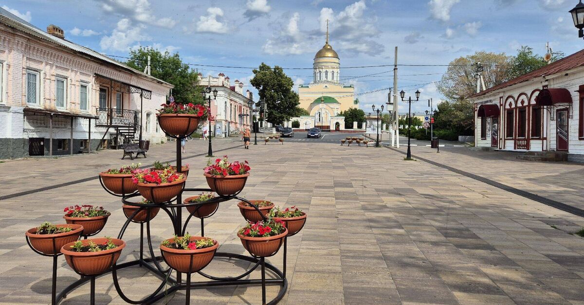 Volsk - Revolyutsionnaya Street. The other side of the city's main pedestrian street. - Travels, Saratov region, Rutube, Video