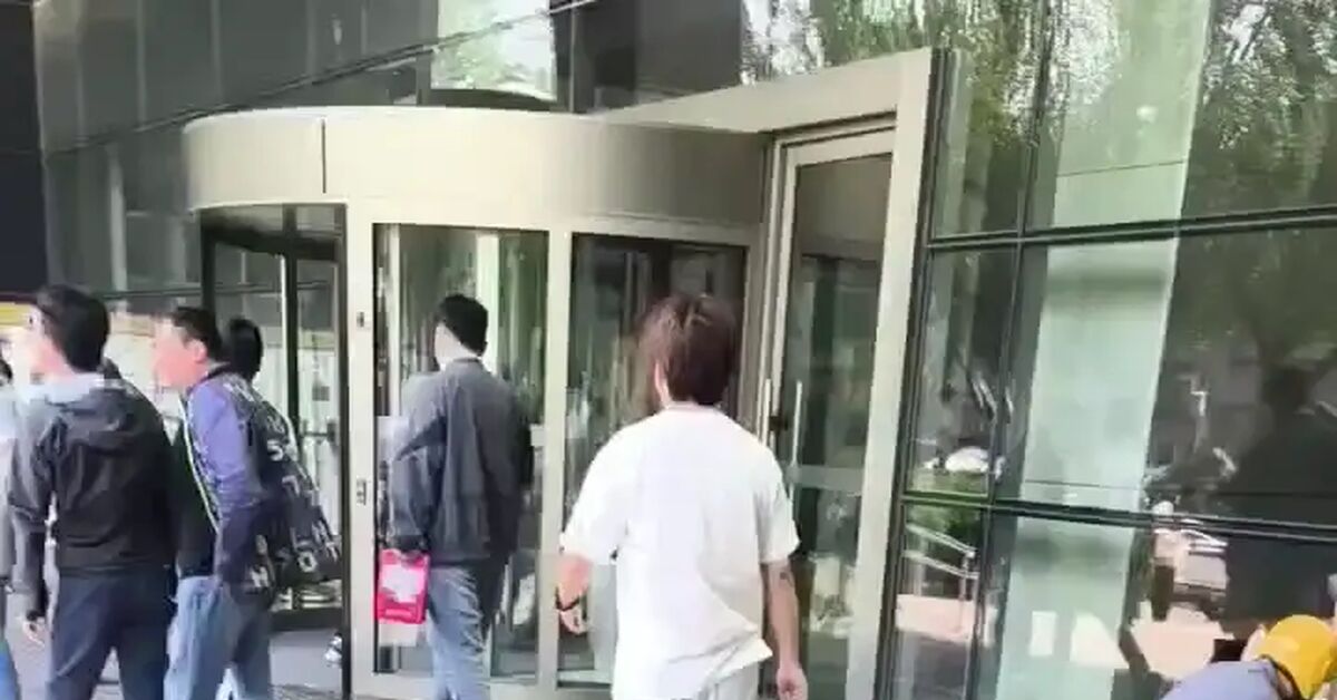Response to the post How the cult of food coexists with empty refrigerators in China - China, Chinese, Living abroad, Asians, Asia, Food, Street food, Fancy food, Dinner, Video, Soundless, Vertical video, Short videos, Longpost, Reply to post
