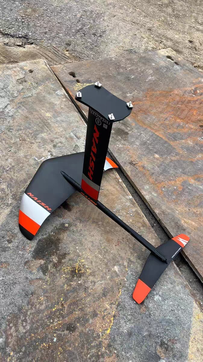 ����������� Naish L 1236 cm2