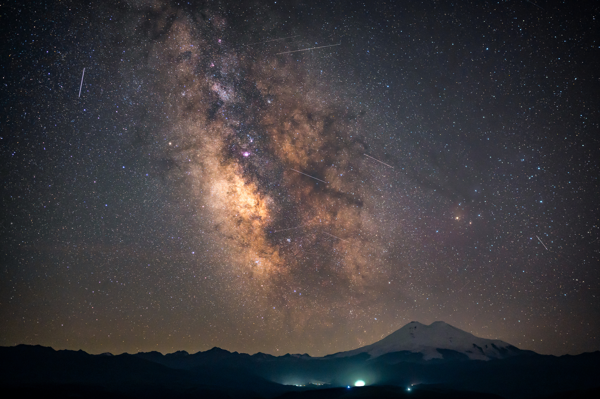 On the way to Dzhily-su. Views from Mount Kharbas - My, Nikon, Beautiful view, The photo, Russia, The mountains, Elbrus, Tourism, Caucasus, Astrophoto, Stars, Milky Way, Starry sky, Night shooting