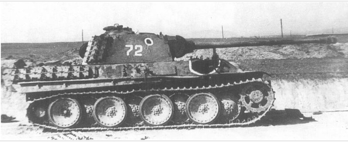 Танк Pz.Kpfw. V «Пантера», шедший в колонне седьмым. Уничтожен попаданиями крупнокалиберного (122 или 152 мм) снаряда в корпус и бронебойного снаряда (57-76 мм) в башню.